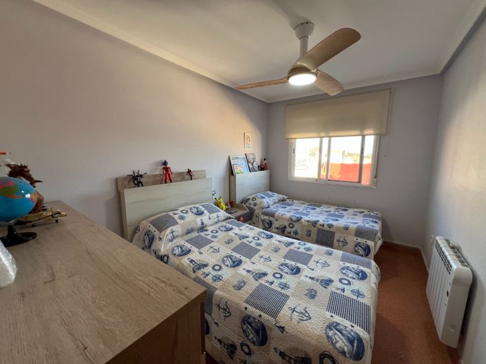 Image No.12-3 Bed Townhouse for sale