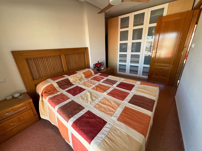 Image No.14-3 Bed Townhouse for sale