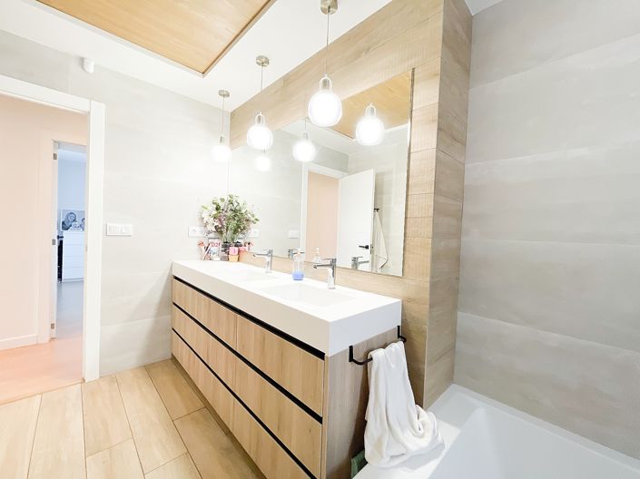 Image No.17-4 Bed Villa for sale