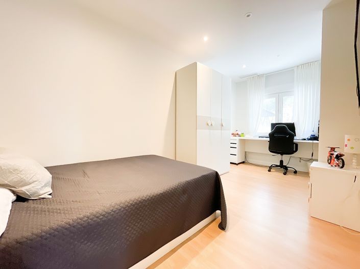 Image No.19-4 Bed Villa for sale