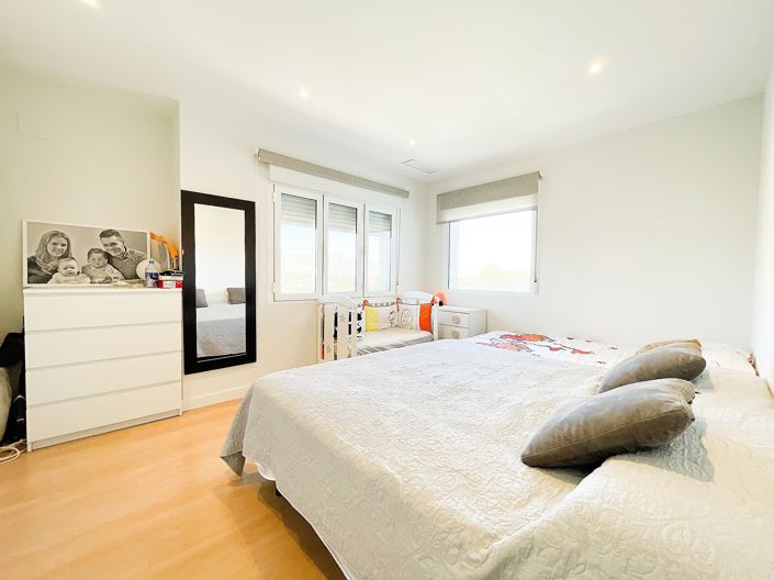 Image No.20-4 Bed Villa for sale