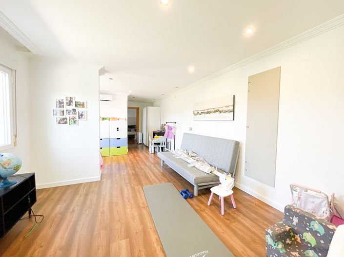 Image No.25-4 Bed Villa for sale