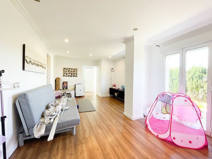 Image No.30-4 Bed Villa for sale