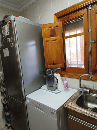 Image No.19-3 Bed Country House for sale