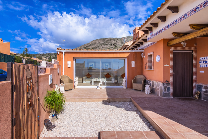 Image No.13-2 Bed Villa for sale