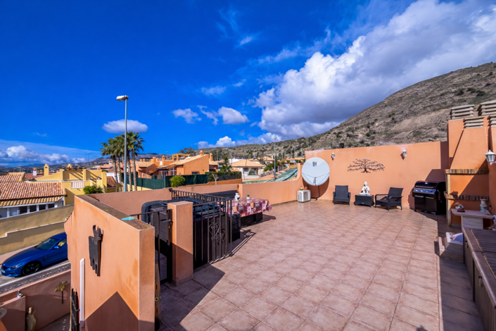 Image No.17-2 Bed Villa for sale