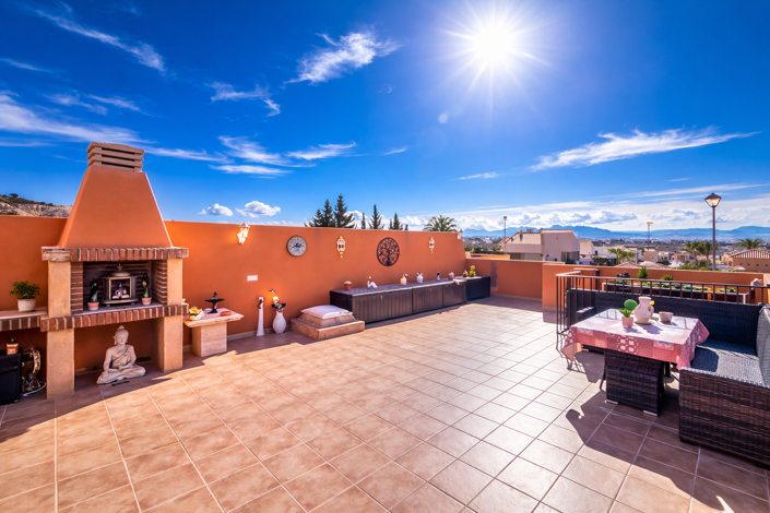 Image No.18-2 Bed Villa for sale