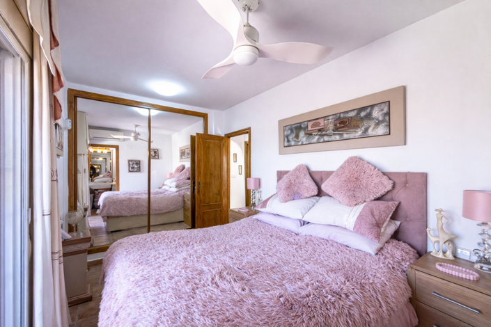 Image No.38-2 Bed Villa for sale