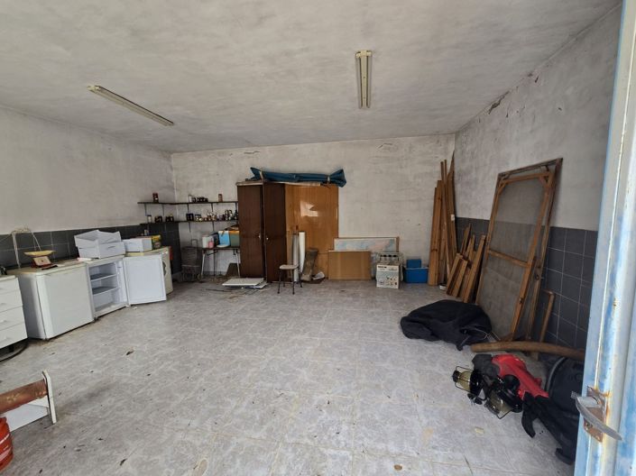 Image No.41-2 Bed Villa for sale