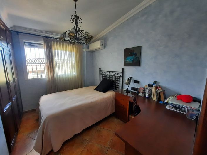 Image No.16-Villa de 6 chambres à vendre à Sax