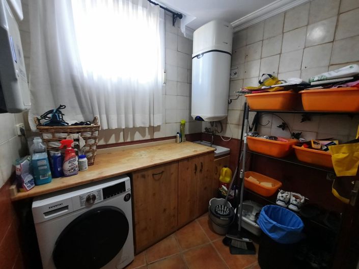 Image No.40-Villa de 6 chambres à vendre à Sax