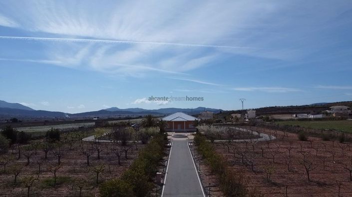 Image No.11-4 Bed Villa for sale