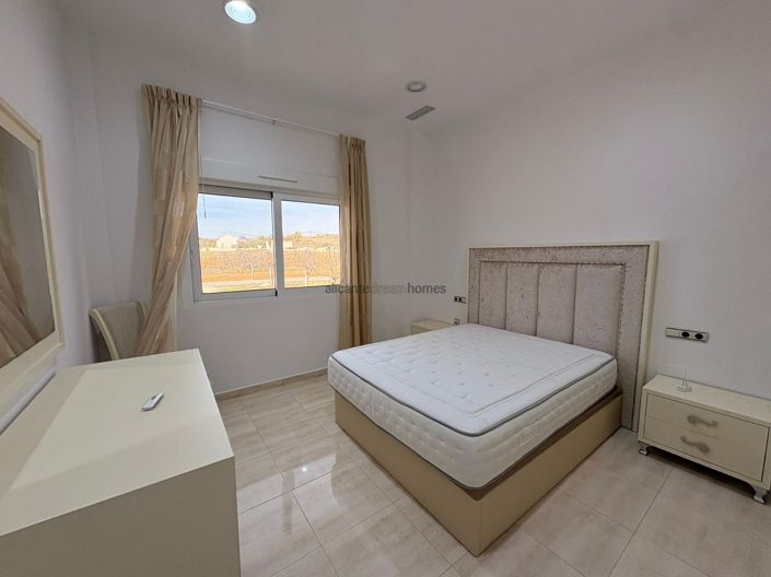 Image No.23-4 Bed Villa for sale