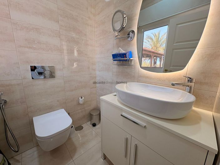 Image No.29-4 Bed Villa for sale