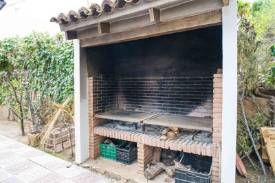 gb3853af9-70f9-4d37-864a-af168ad2057f