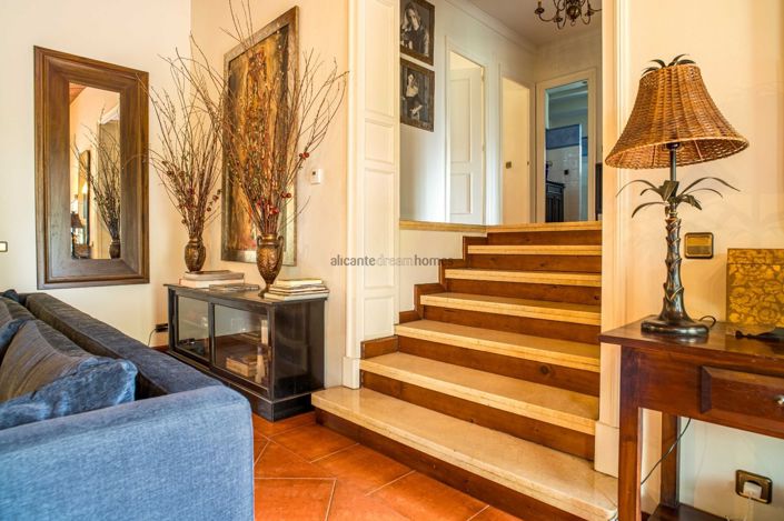 Image No.41-4 Bed Villa for sale