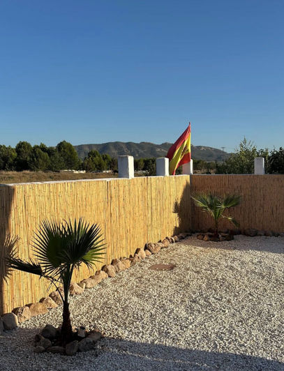 Image No.7-2 Bed Country House for sale