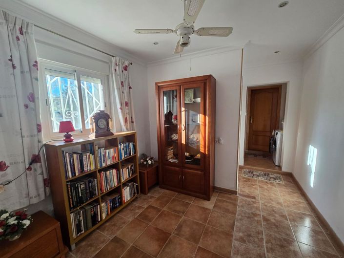 Image No.20-4 Bed Villa for sale