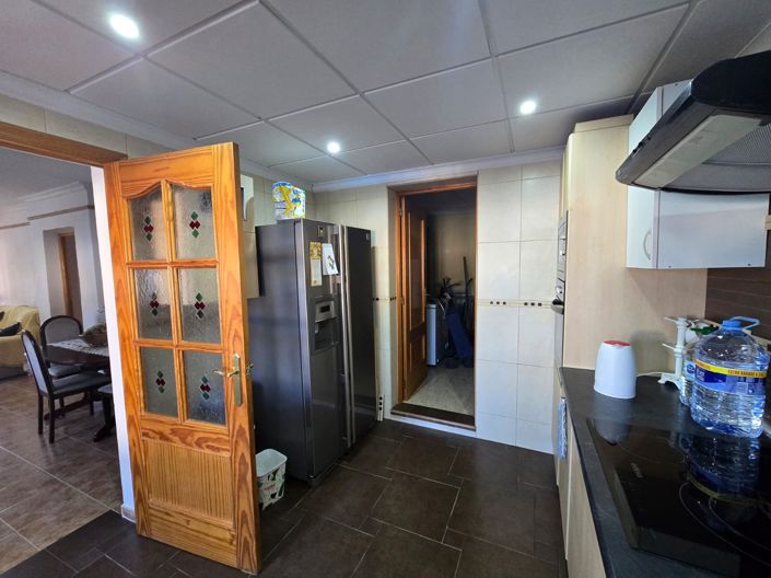 Image No.9-4 Bed Villa for sale