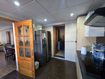 wwhatsapp-image-2026-03-18-at-122822-2-