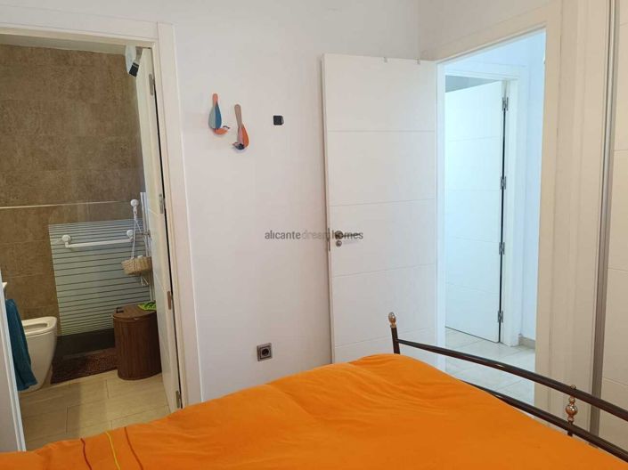 Image No.20-3 Bed Villa for sale