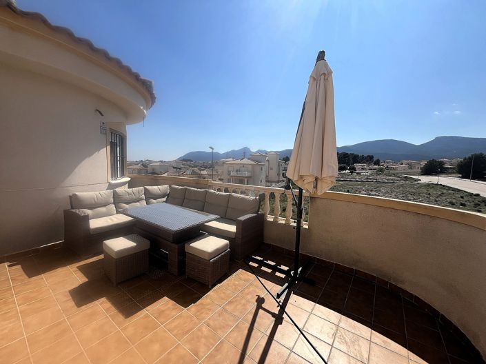 Image No.4-4 Bed Villa for sale