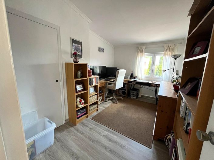 Image No.18-3 Bed Country House for sale