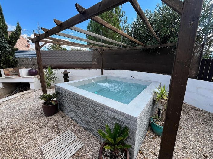 Image No.23-3 Bed Country House for sale