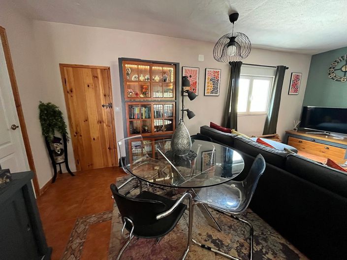 Image No.8-3 Bed Country House for sale