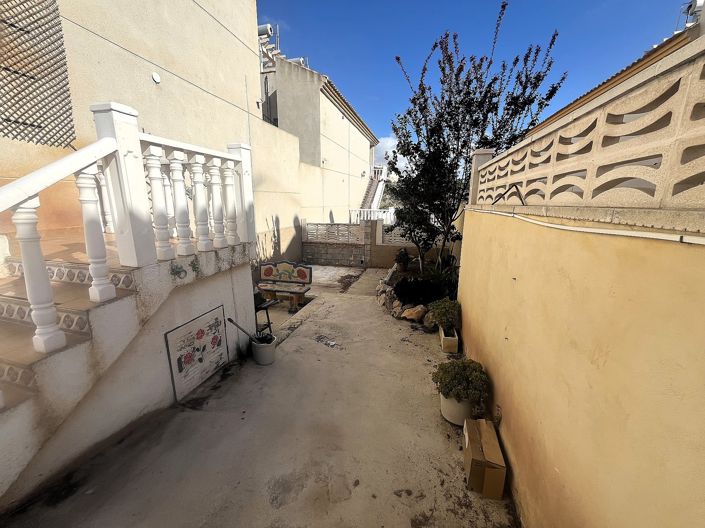 Image No.21-2 Bed Apartment for sale