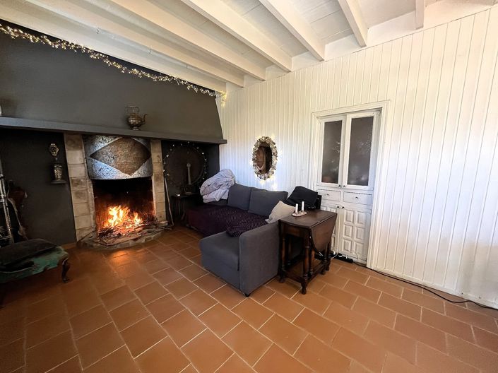 Image No.5-12 Bed Country House for sale