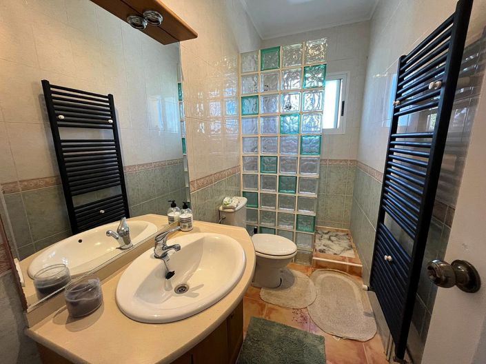 Image No.13-3 Bed Villa for sale