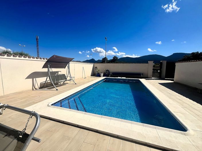 Image No.2-3 Bed Villa for sale