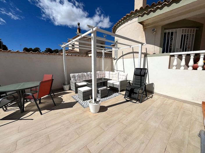 Image No.21-3 Bed Villa for sale