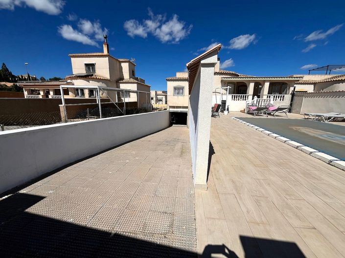 Image No.24-3 Bed Villa for sale