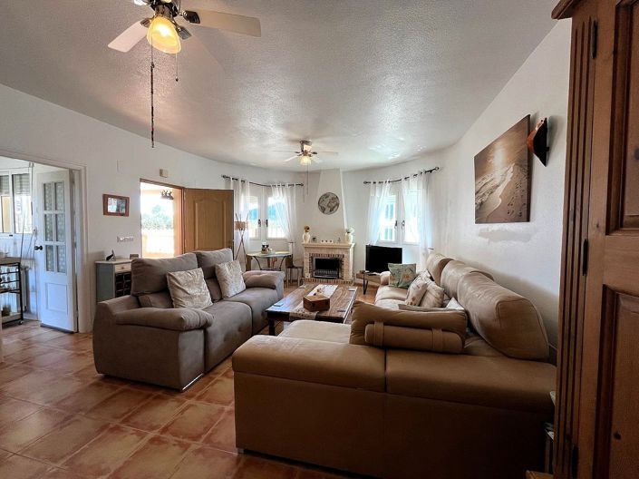 Image No.4-3 Bed Villa for sale