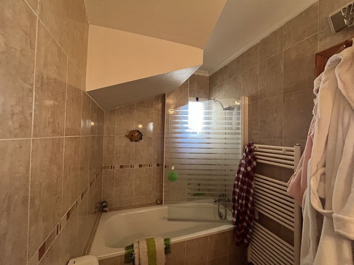 Image No.9-Villa de 4 chambres à vendre à Castalla