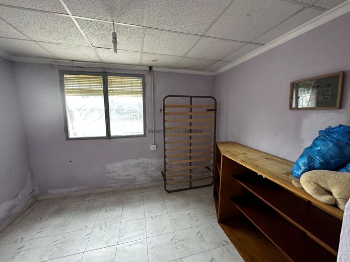 Image No.10-Villa de 3 chambres à vendre à Yecla