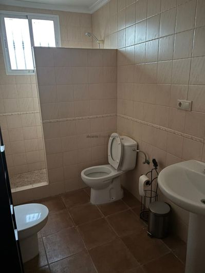 Image No.25-3 Bed Villa for sale