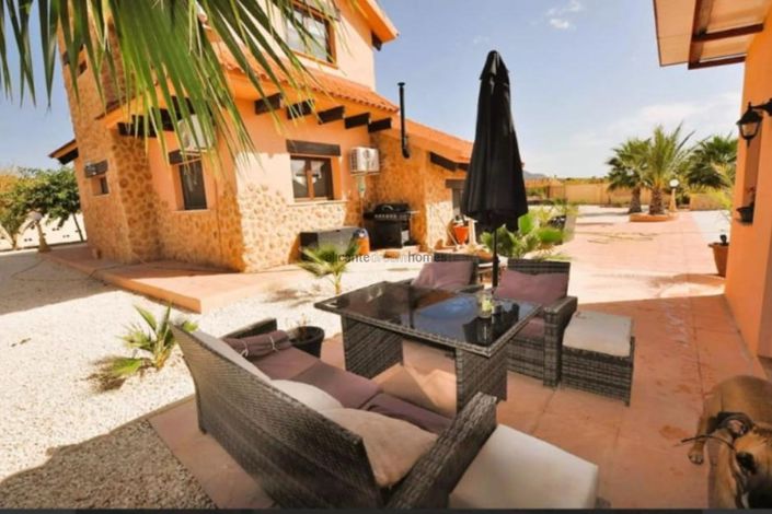 Image No.10-5 Bed Villa for sale