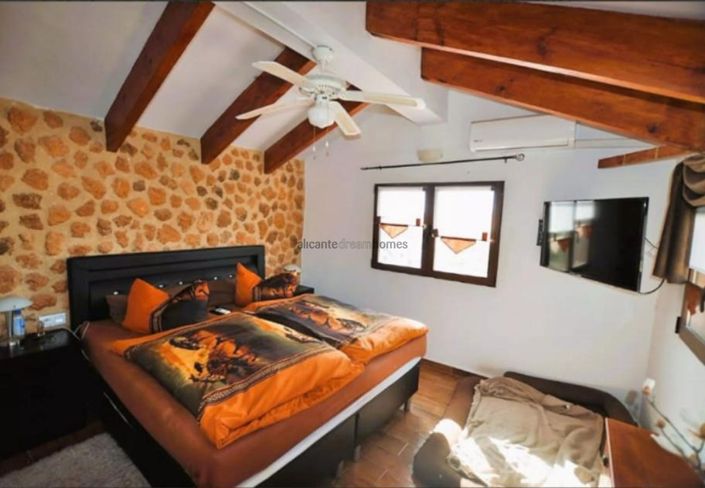 Image No.21-5 Bed Villa for sale