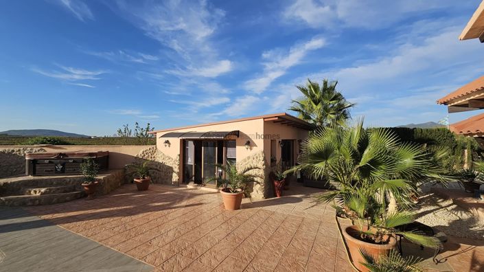 Image No.41-5 Bed Villa for sale