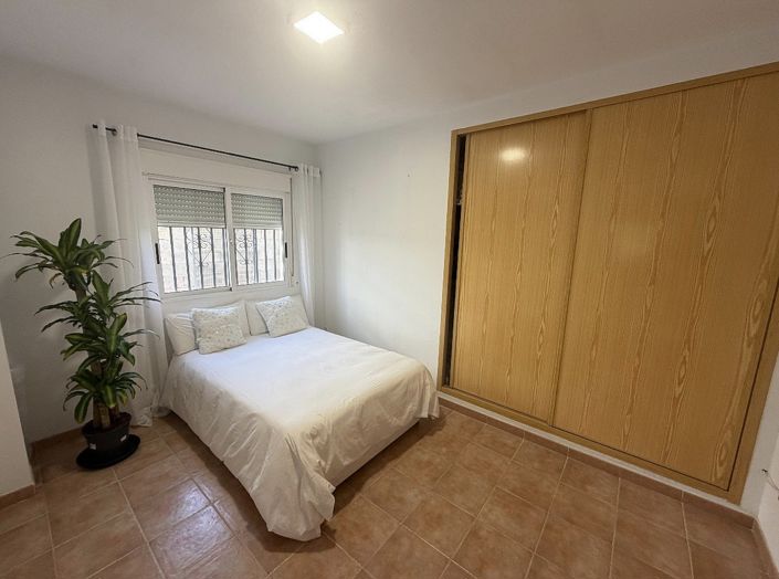 Image No.10-4 Bed Villa for sale