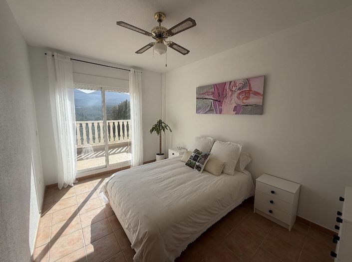 Image No.12-4 Bed Villa for sale