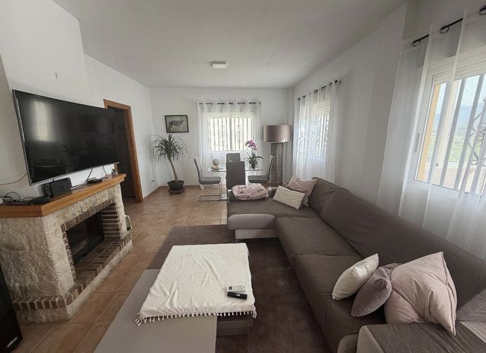 Image No.3-4 Bed Villa for sale