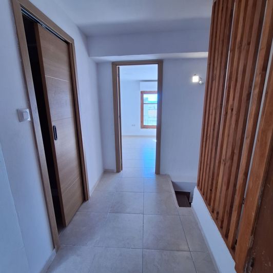 Image No.21-2 Bed Townhouse for sale