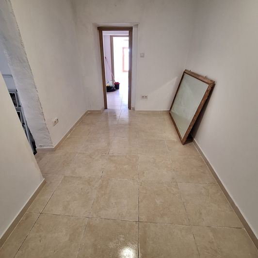 Image No.24-2 Bed Townhouse for sale