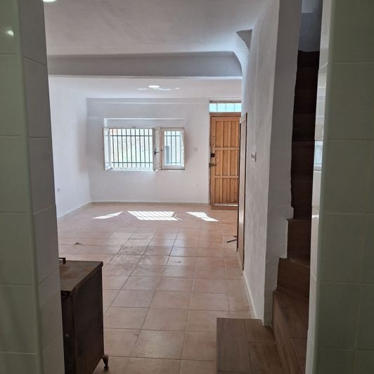 Image No.33-2 Bed Townhouse for sale