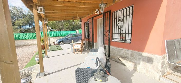 Image No.11-1 Bed Country House for sale