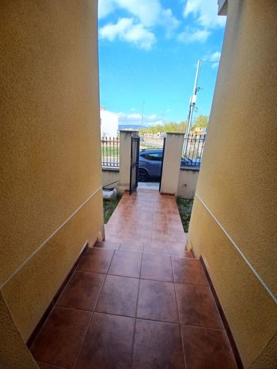 Image No.11-4 Bed Townhouse for sale